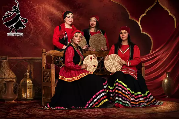 اجرای رقص شمالی با لباس محلی توسط گروه رقص باما